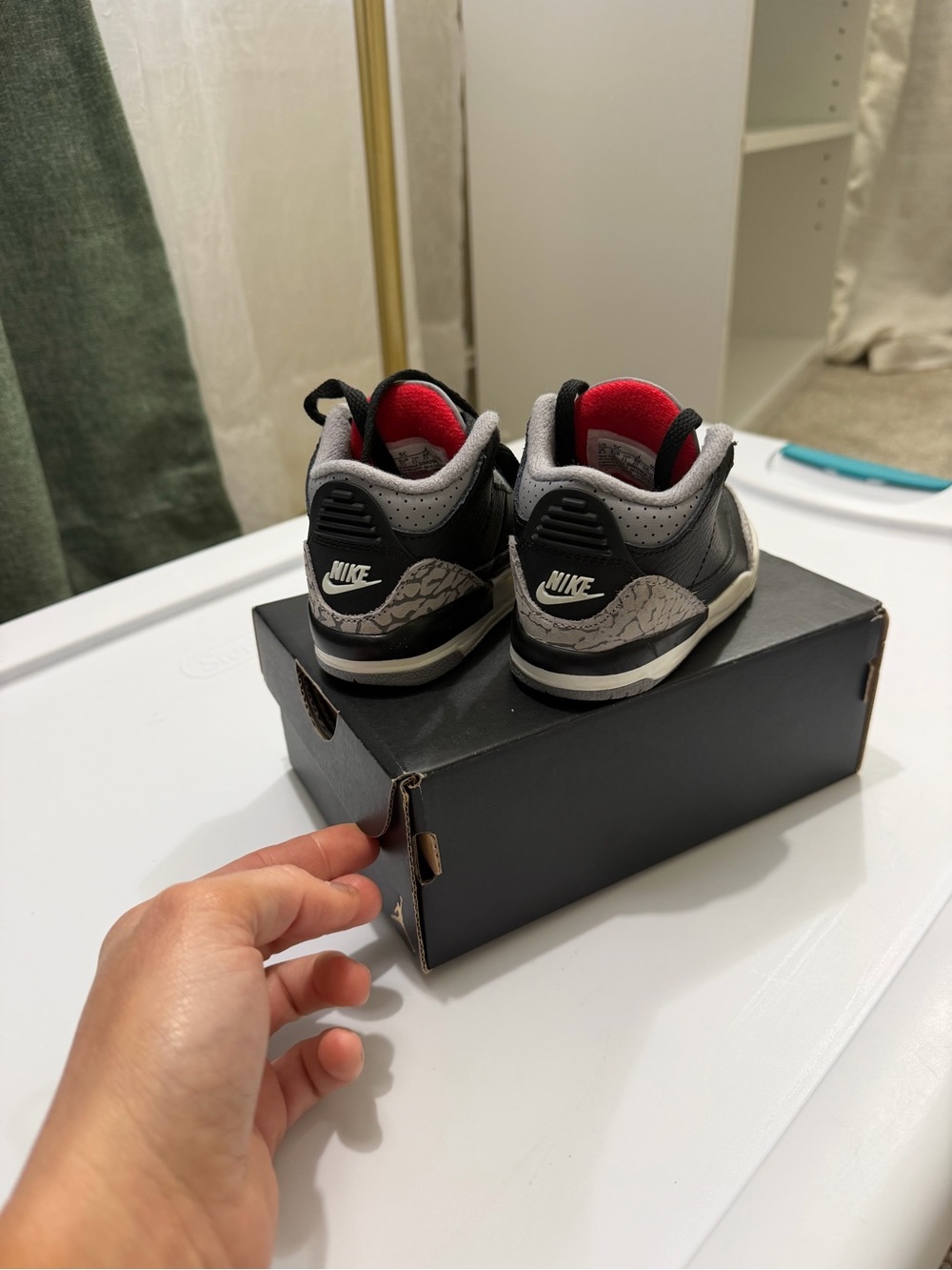 Nike Kids Black & Gray Sneakers with Red Lining